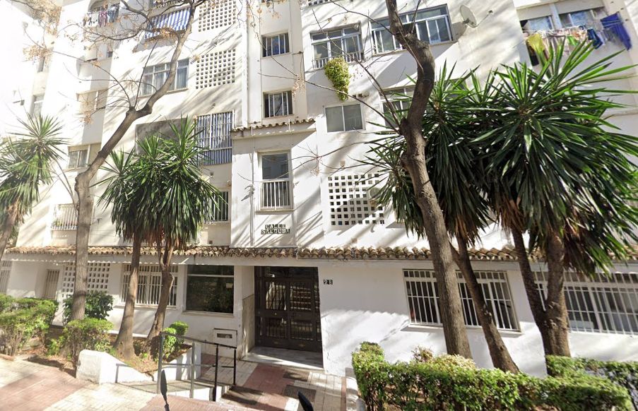 Vista exterior de Piso en venta en Marbella