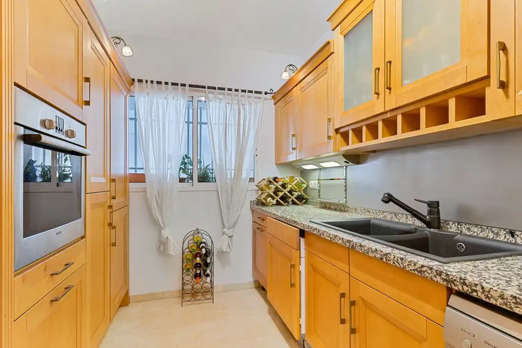 Apartamento con piscina en venta en Castillo Sohail - Myramar, imagen 13