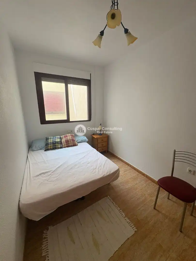 Habitación de Ático en venta en Población de Arroyo con Calefacción y Amueblado