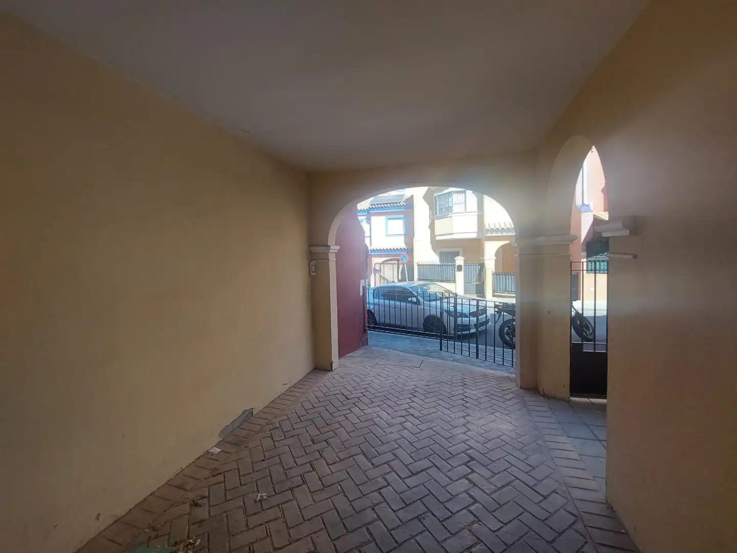 Adossat amb piscina en venda a Calle Camilo José Cela 51, imagen 2
