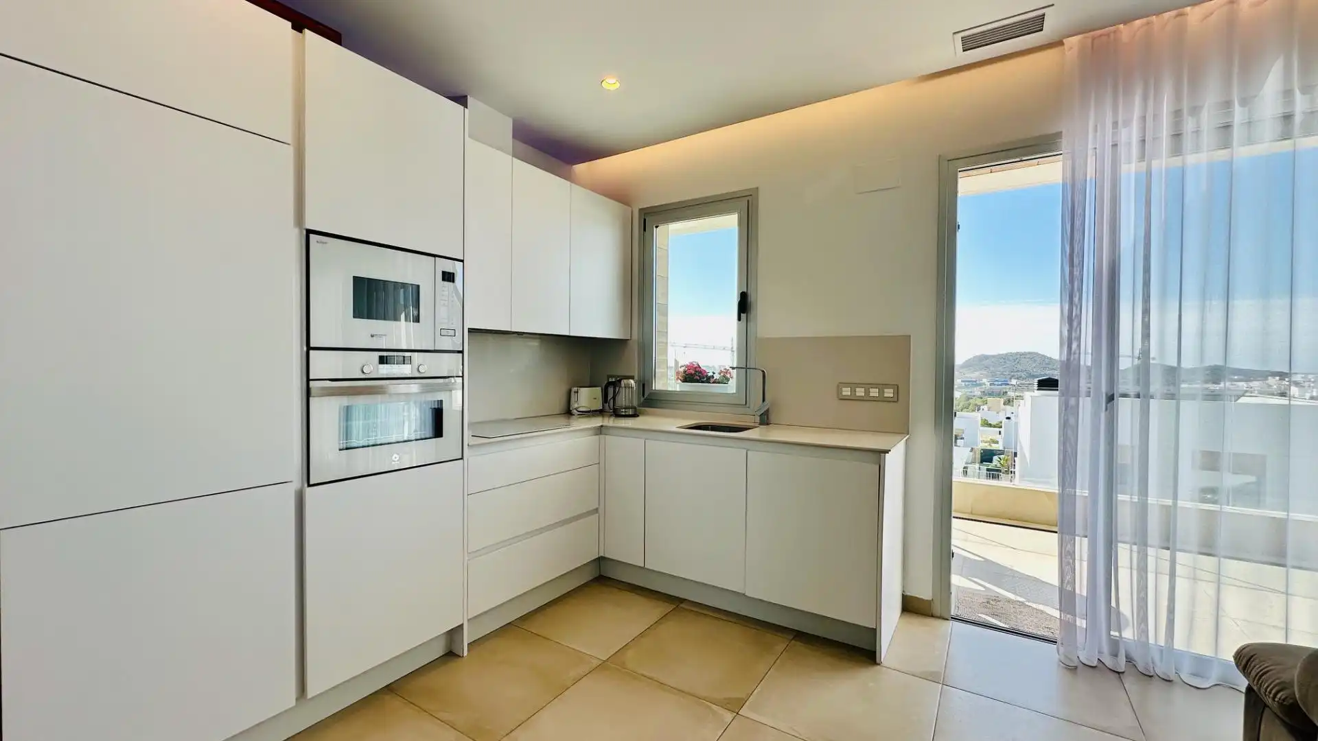 Cocina de Ático de alquiler en Finestrat con Aire acondicionado, Calefacción y Terraza