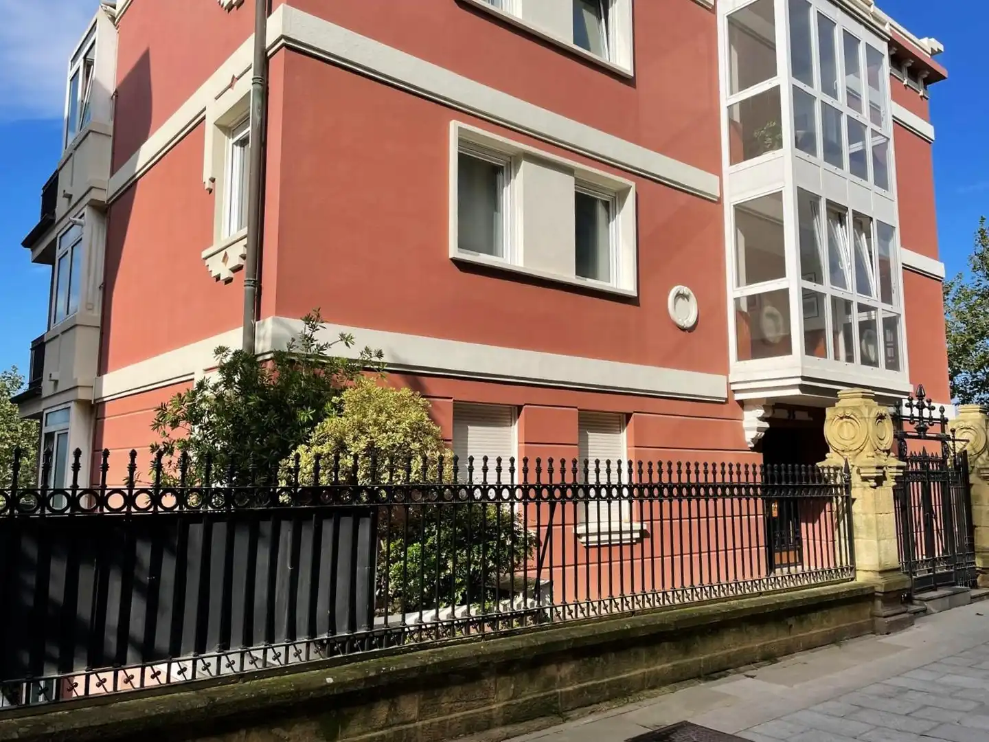 Vista exterior de Piso en venta en Getxo  con Calefacción, Terraza y Trastero