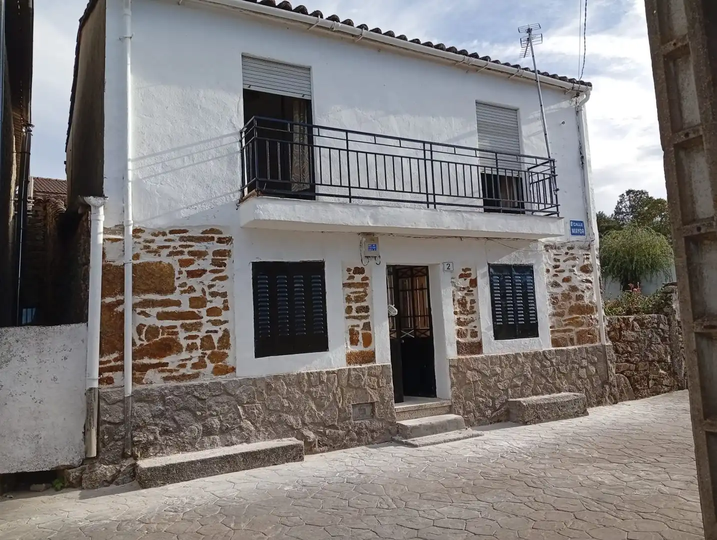 House with terrace for sale in MAYOR