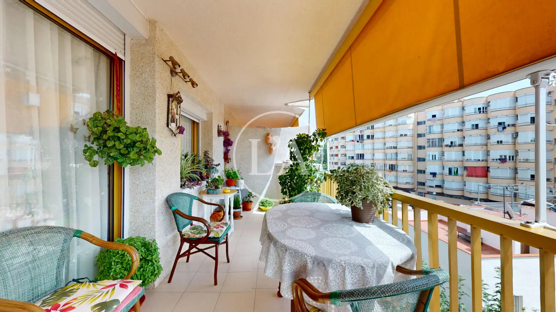 Apartment with pool for sale in Carrer d'Emili Vendrell 8, imagen 3