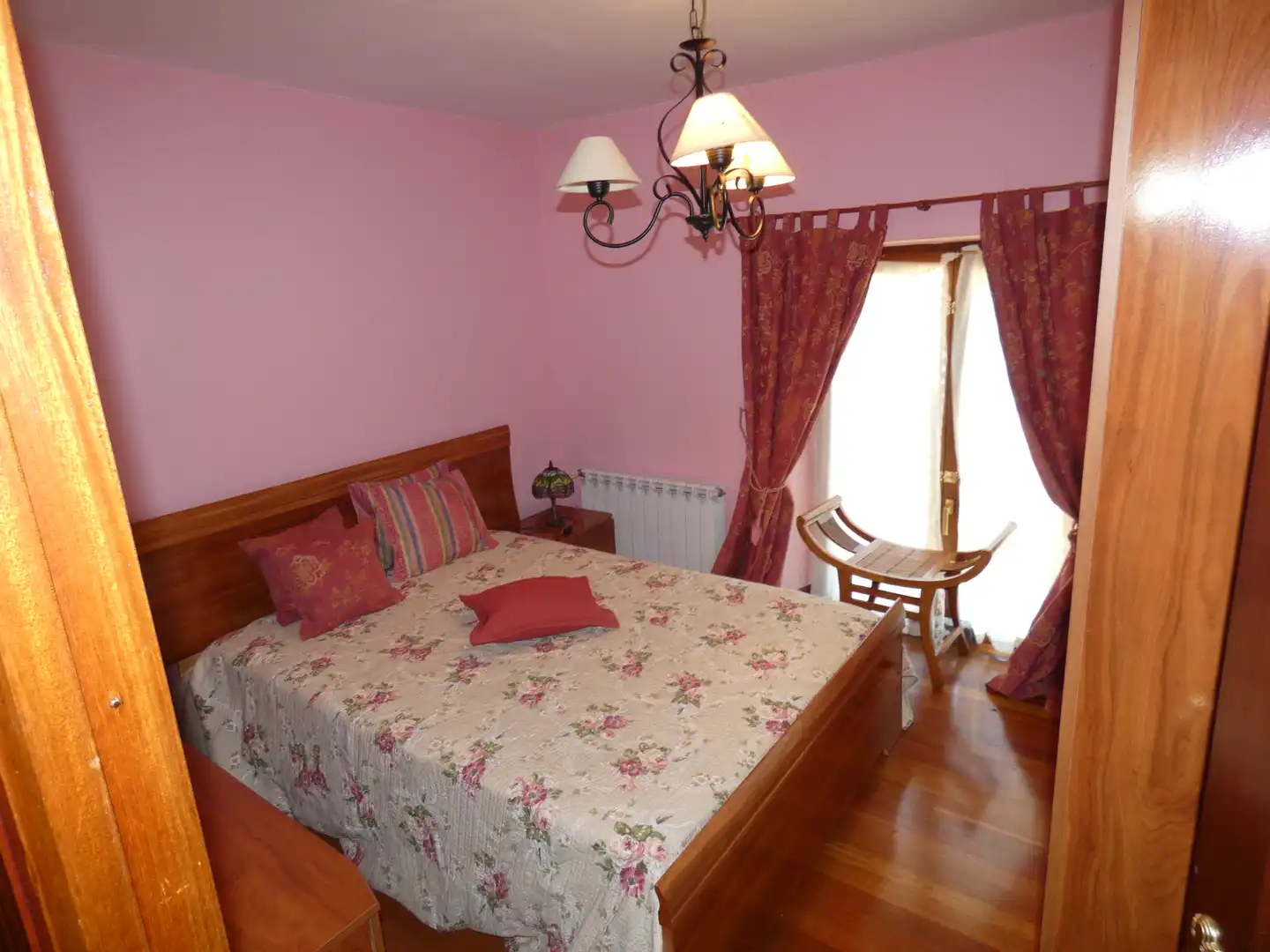 Schlafzimmer von Haus oder Chalet zum Verkauf in Villarcayo de Merindad de Castilla la Vieja mit Heizung, Privatgarten und Möbliert