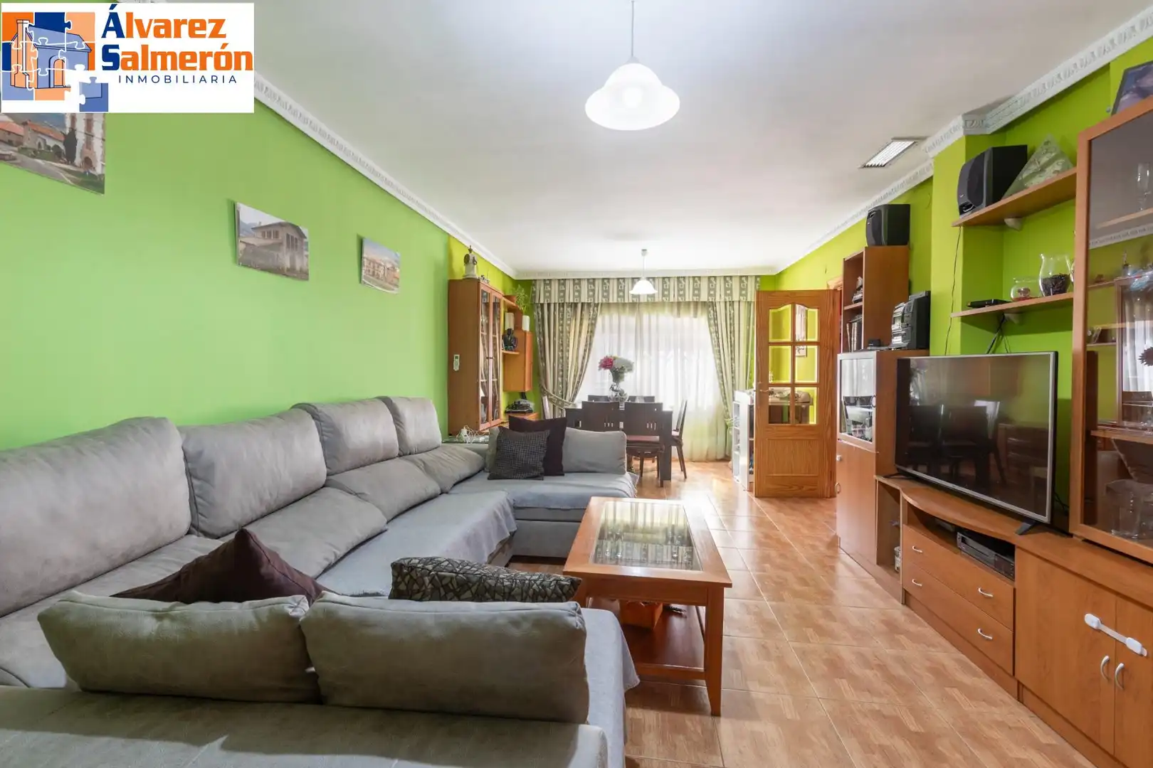 Sala d'estar de Casa adosada en venda en Armilla amb Aire condicionat, Calefacció i Terrassa