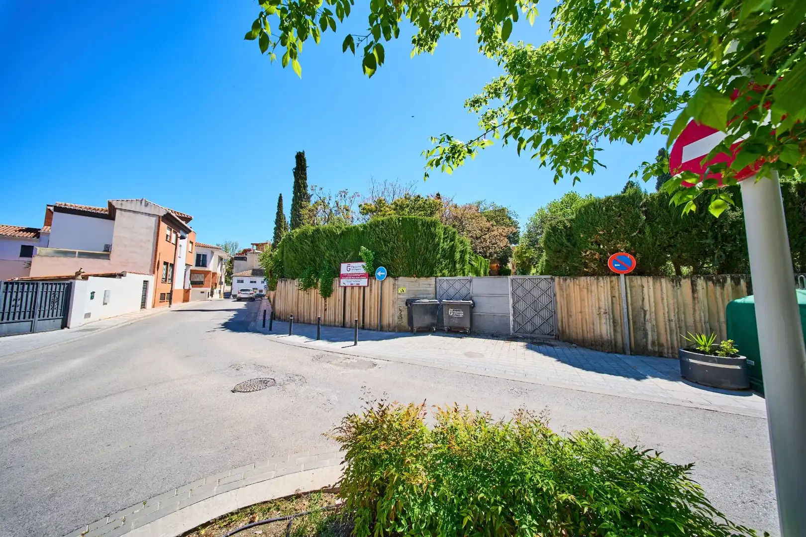 Außenansicht von Garage zum Verkauf in La Zubia