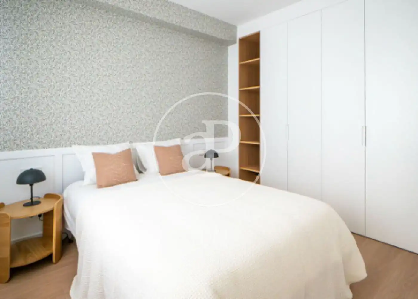 Bedroom of Flat for sale in Madrid  with Air Conditioner, Heating and Furnished
