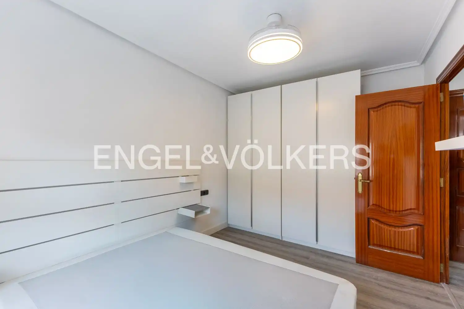 Habitación de Piso de alquiler en Valencia con Aire acondicionado, Calefacción y Terraza