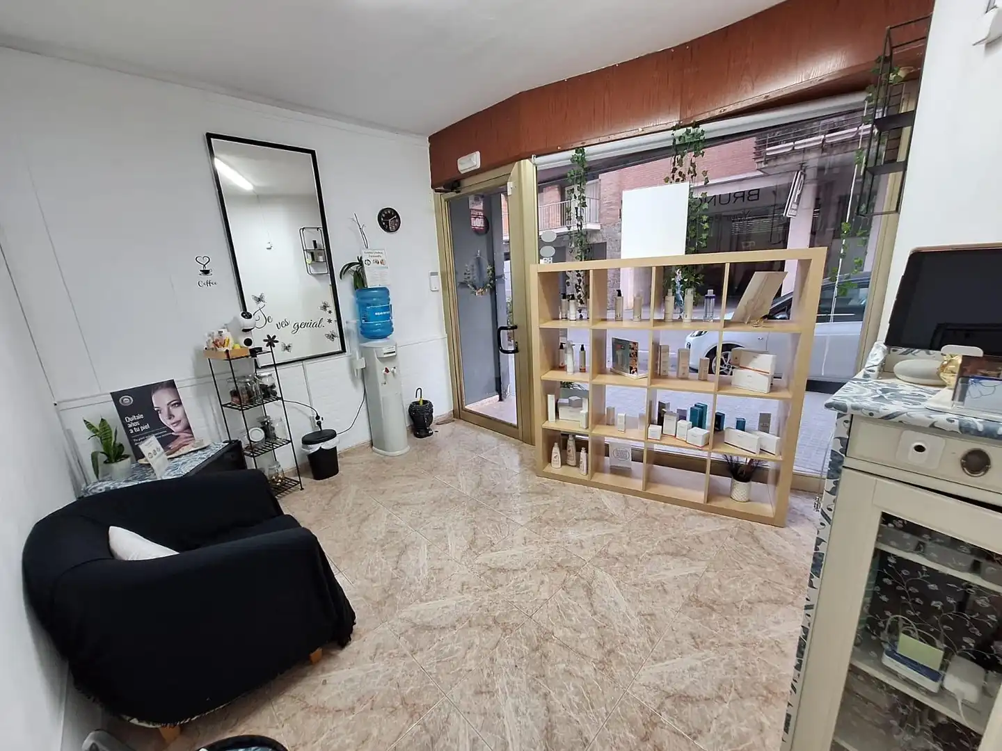 Gewerbefläche zur Miete in Poble, imagen 2
