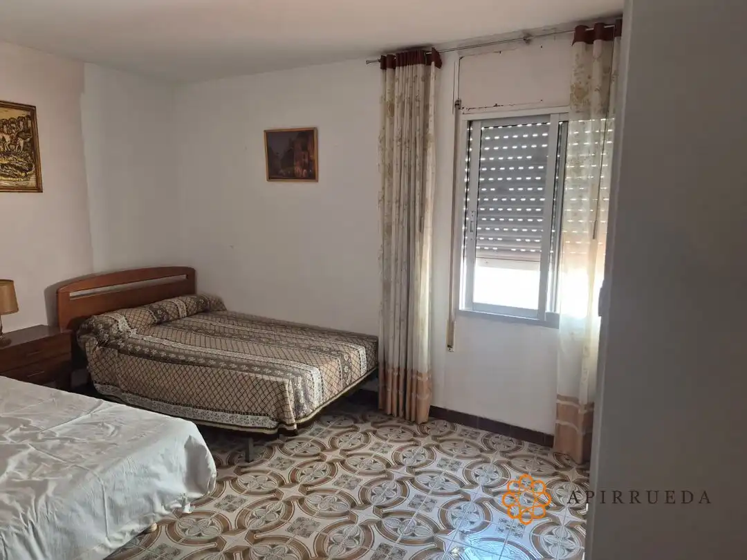 Schlafzimmer von Wohnung zur Miete in Híjar mit Heizung und Möbliert