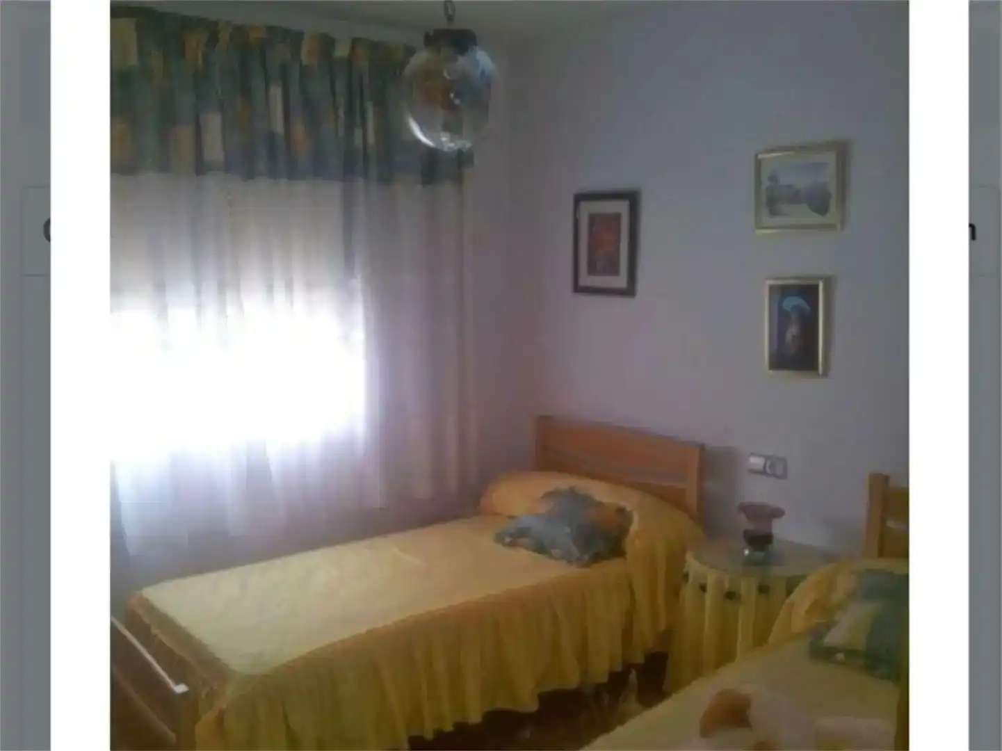 Habitación de Casa adosada en venta en Liétor