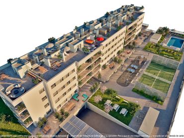 Neubau-Erdgeschosswohnung mit Pool zum Verkauf in Barriada Yagüe