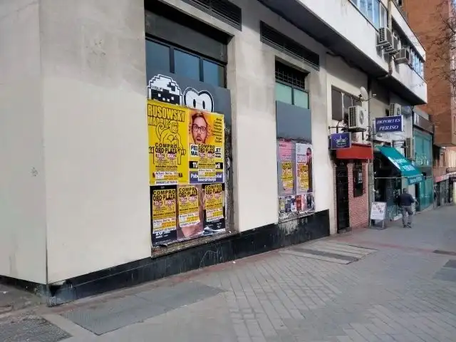 Vista exterior de Local de alquiler en Madrid