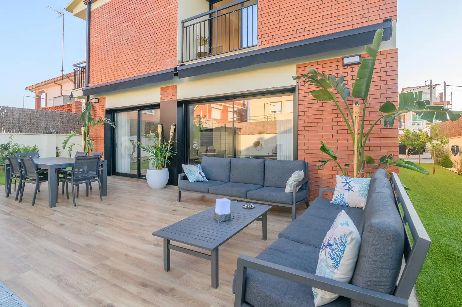 Terrassa de Casa o xalet en venda en Viladecans amb Aire condicionat, Calefacció i Parquet