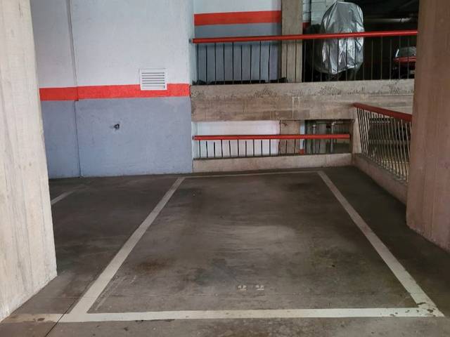 Garaje en Venta en Calle Sargento Provisional, 3 en César Casariego - Santa Clara - Nuevo Obrero