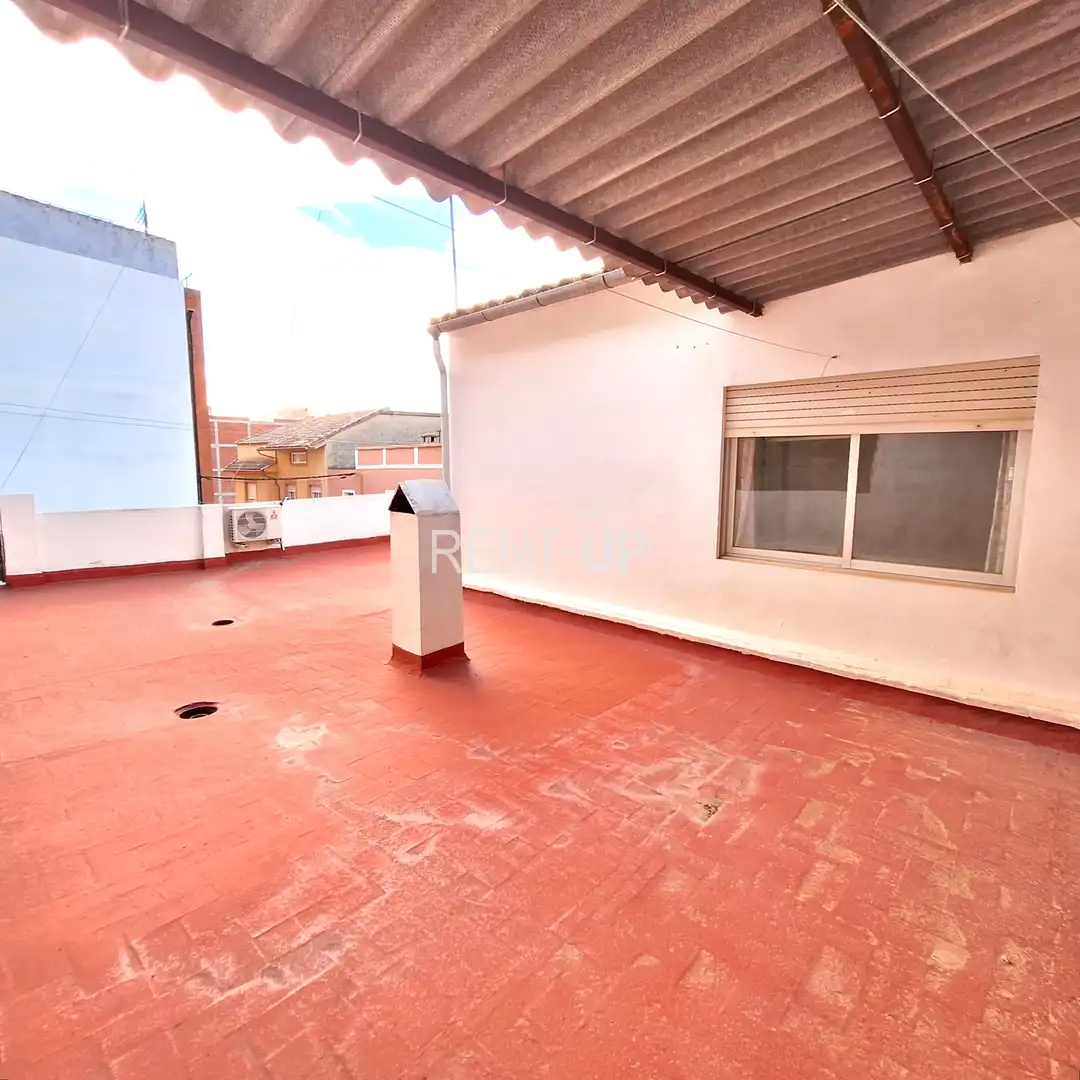 Vista exterior de Casa o chalet en venta en L'Alcúdia de Crespins con Terraza y Trastero