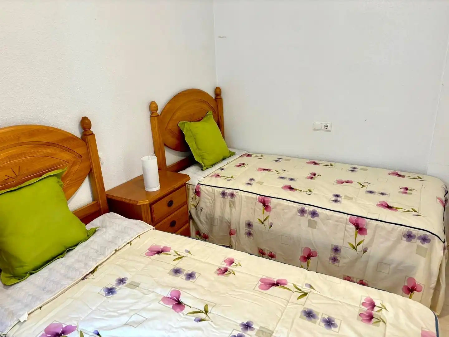 Habitación de Casa adosada de alquiler en Rojales con Aire acondicionado y Terraza