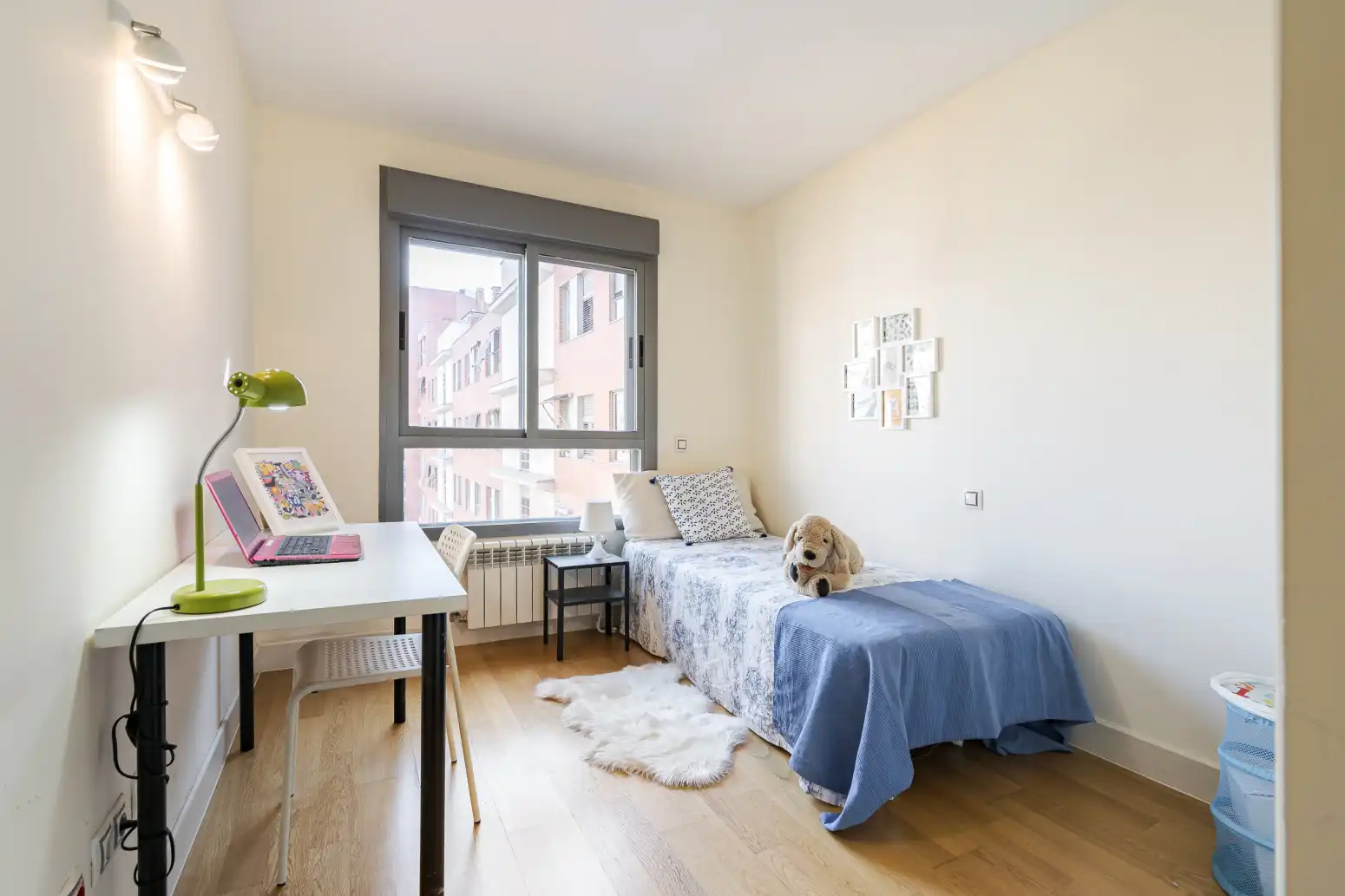 Habitación de Piso en venta en Madrid con Aire acondicionado, Calefacción y Jardín privado