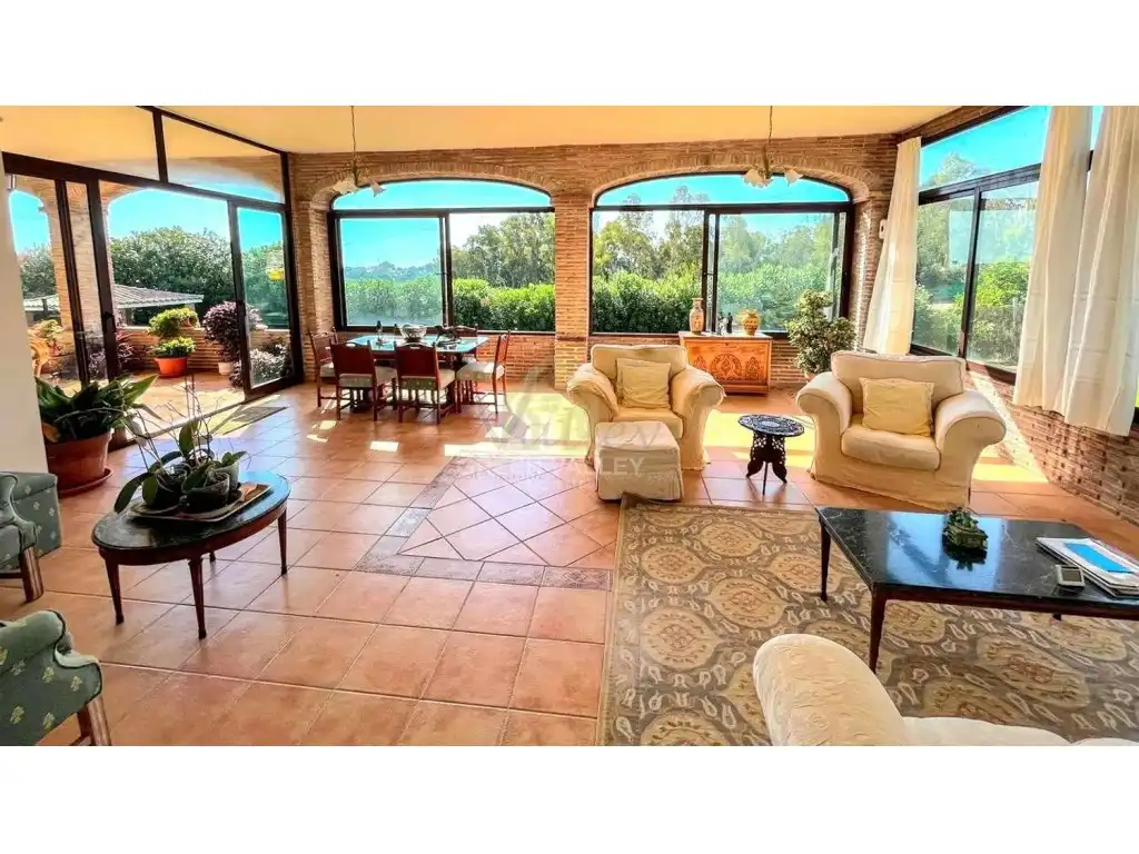 Sala de estar de Casa o chalet en venta en Rincón de la Victoria con Jardín privado, Terraza y Piscina