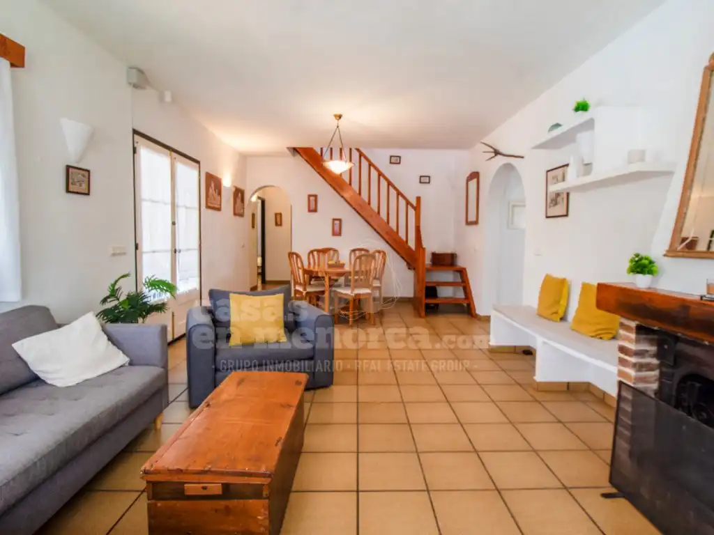 Sala de estar de Finca rústica en venta en Es Castell con Aire acondicionado, Terraza y Piscina