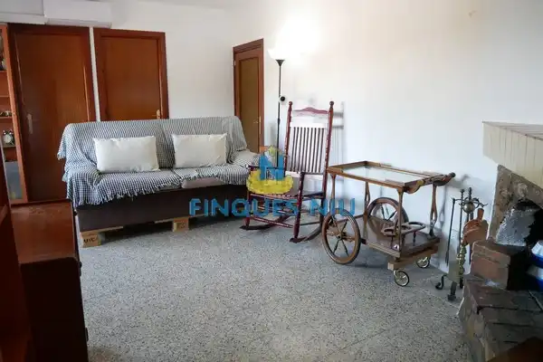 Sala d'estar de Casa o xalet en venda en Maçanet de la Selva amb Aire condicionat, Calefacció i Jardí privat