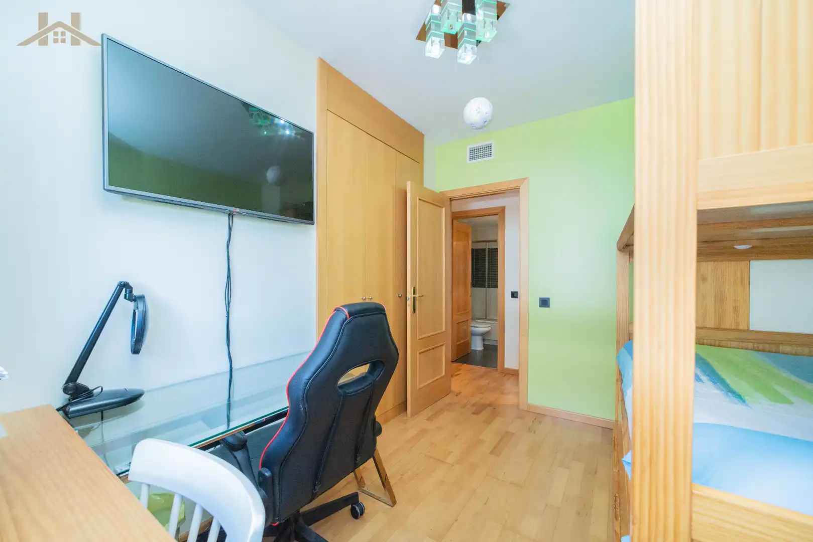 Bedroom of Flat for sale in Boadilla del Monte  with Air Conditioner, Heating and Terrace