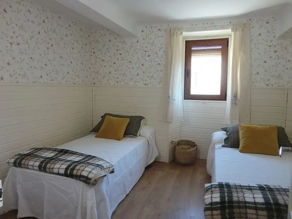 Habitación de Casa o chalet en venta en Pinilla de los Moros con Trastero y Amueblado
