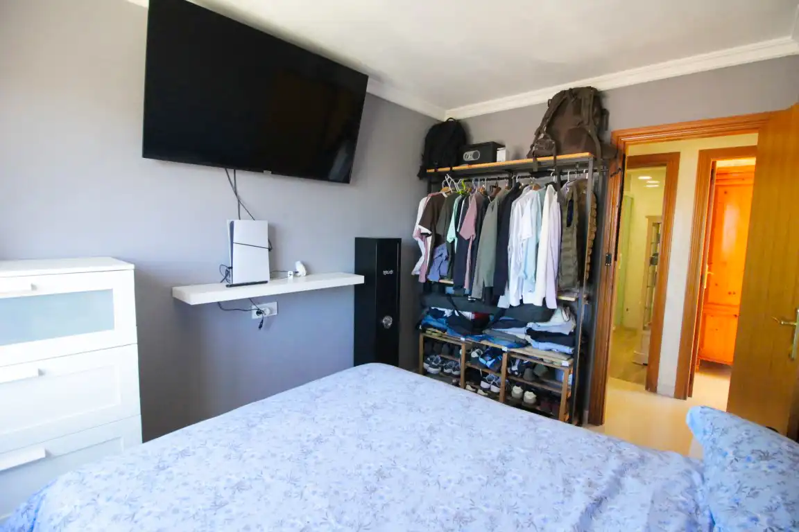 Habitación de Piso en venta en Vélez-Málaga con Terraza y Piscina comunitaria