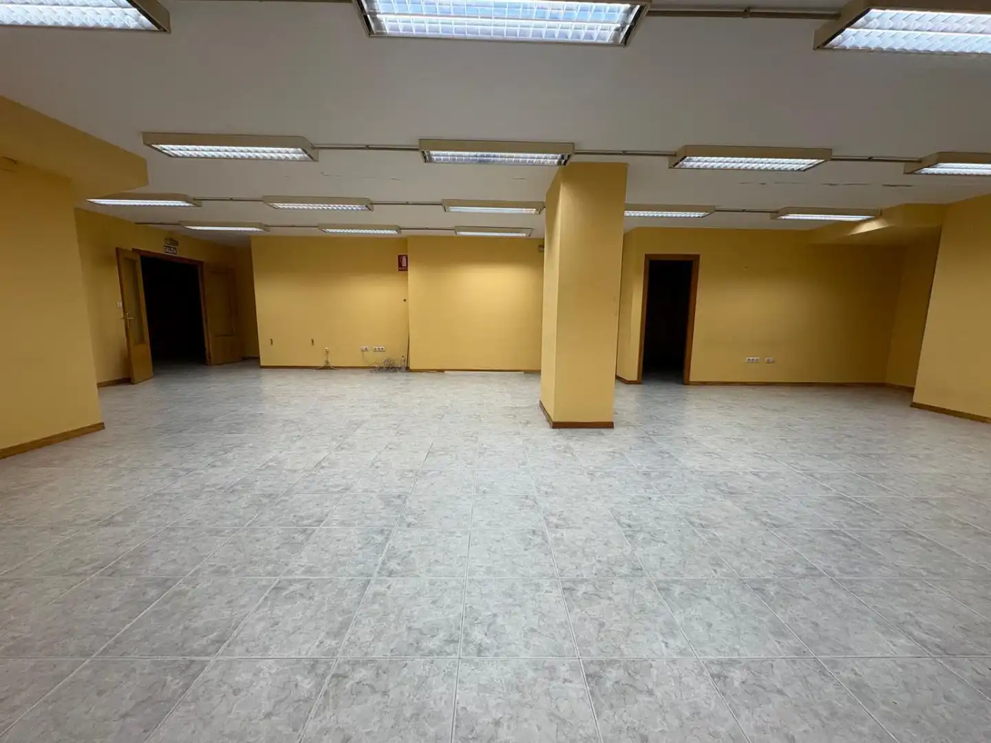 Oficina de alquiler en Oviedo 