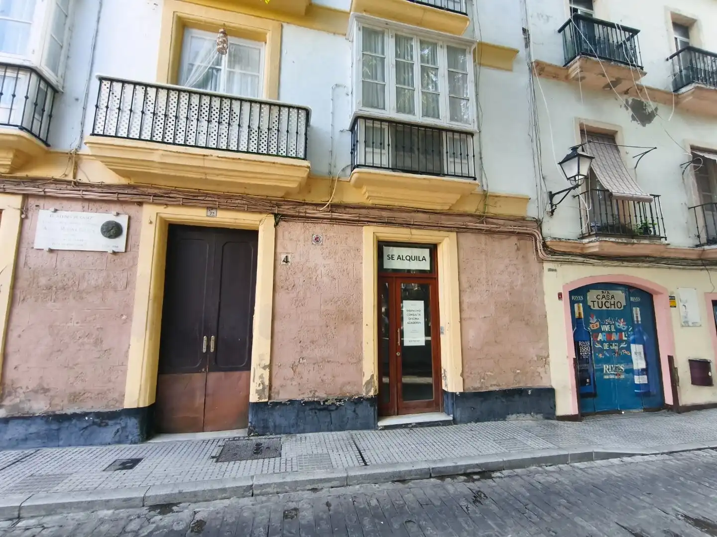 Vista exterior de Local de lloguer en Alameda - Mentidero - Teatro Falla