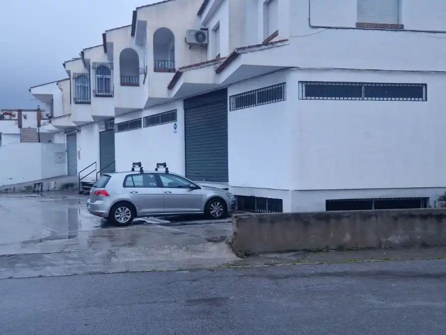Parking de Local de alquiler en Pinos Puente