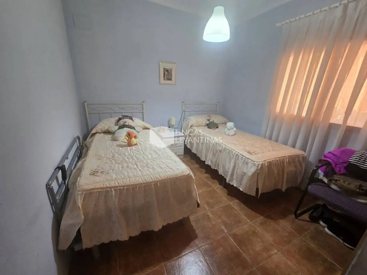 Dormitori de Casa o xalet en venda en Alicante / Alacant amb Jardí privat, Terrassa i Piscina