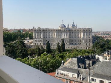 Àtic amb ascensor de lloguer a Plaza de España