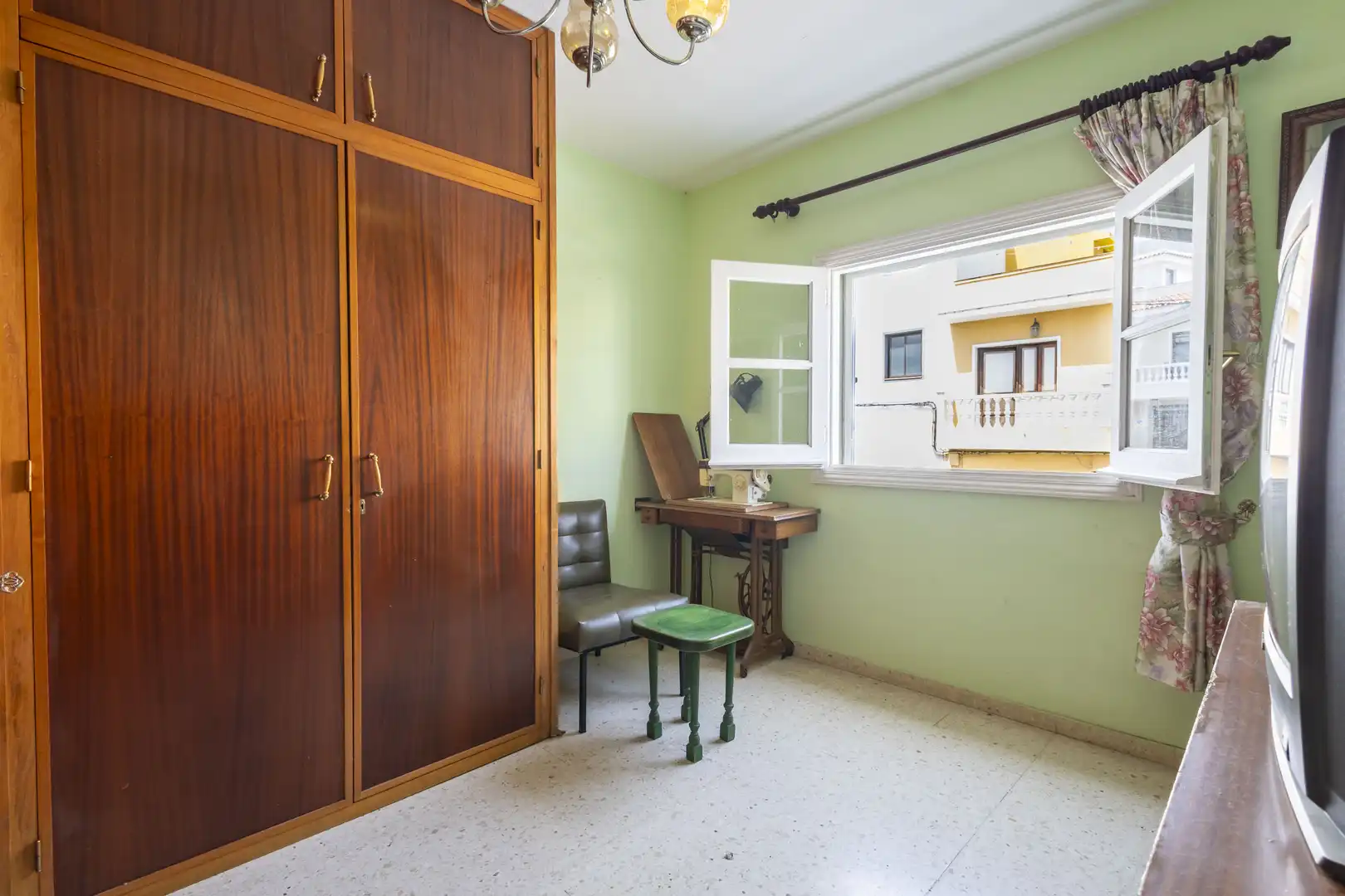 Dormitori de Casa adosada en venda en Los Realejos amb Terrassa, Traster i Moblat