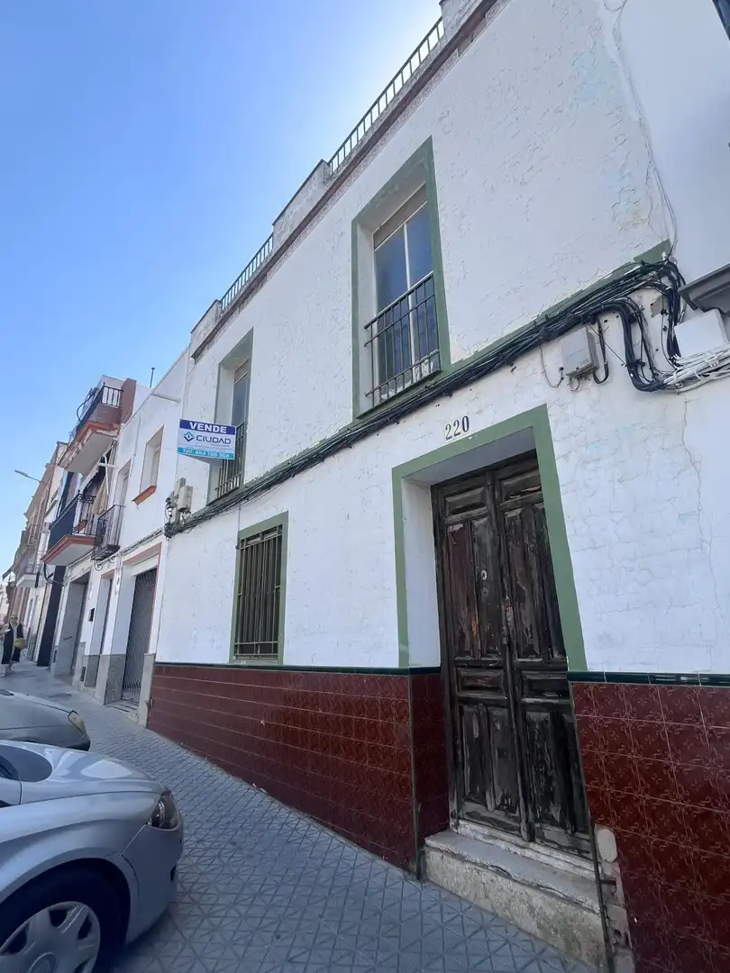 Vista exterior de Casa o xalet en venda en El Viso del Alcor