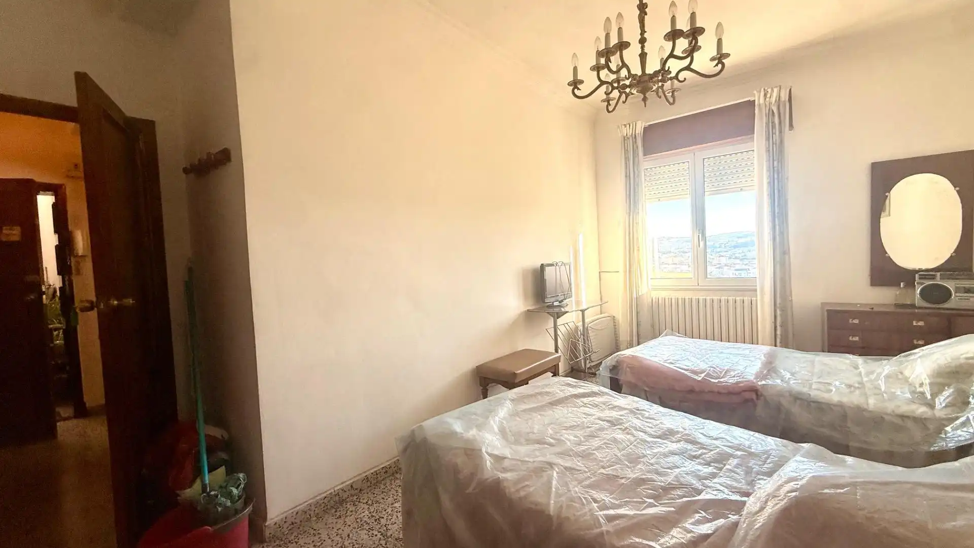 Bedroom of Flat for sale in Ourense Capital   with Heating, Storage room and Furnished