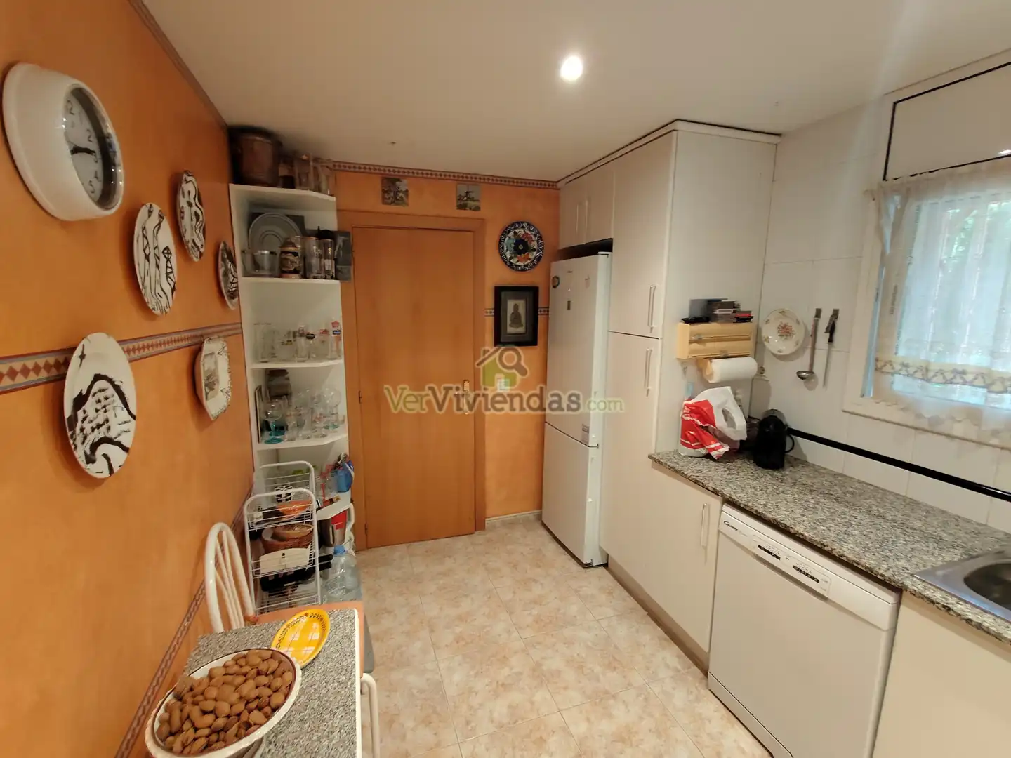Cocina de Casa adosada en venta en Vallirana con Calefacción, Jardín privado y Terraza
