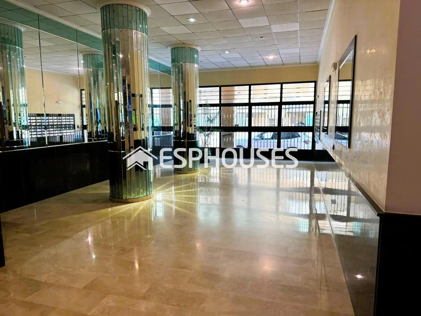 Apartments for sale in Guardamar del Segura  with Air Conditioner and Furnished