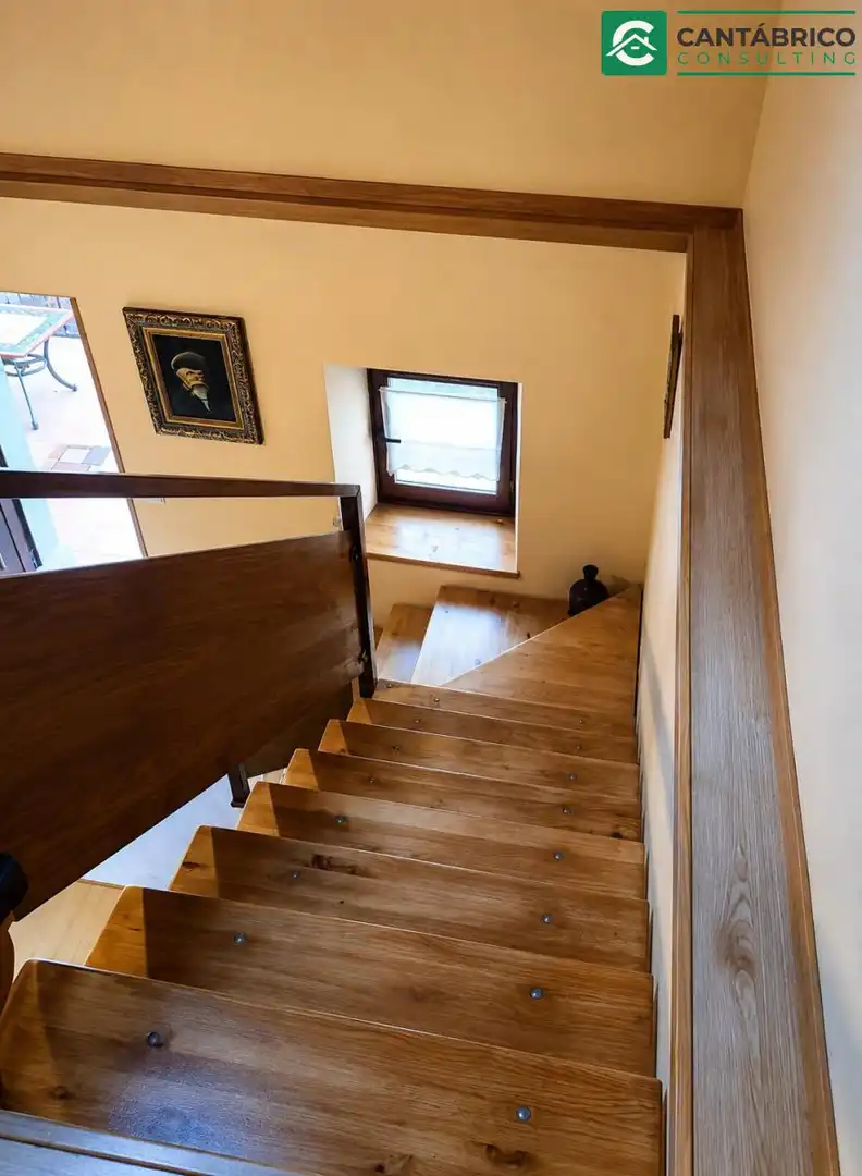 Haus oder Chalet zum Verkauf in Navia mit Heizung, Terrasse und Möbliert