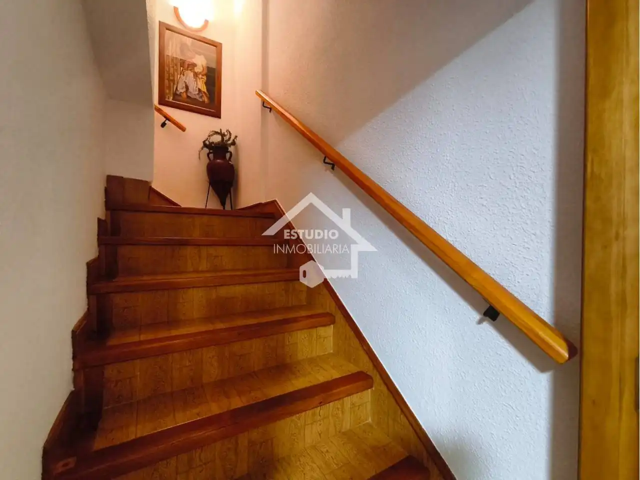 Houses for sale in Alesanco  with Heating, Private garden and Furnished
