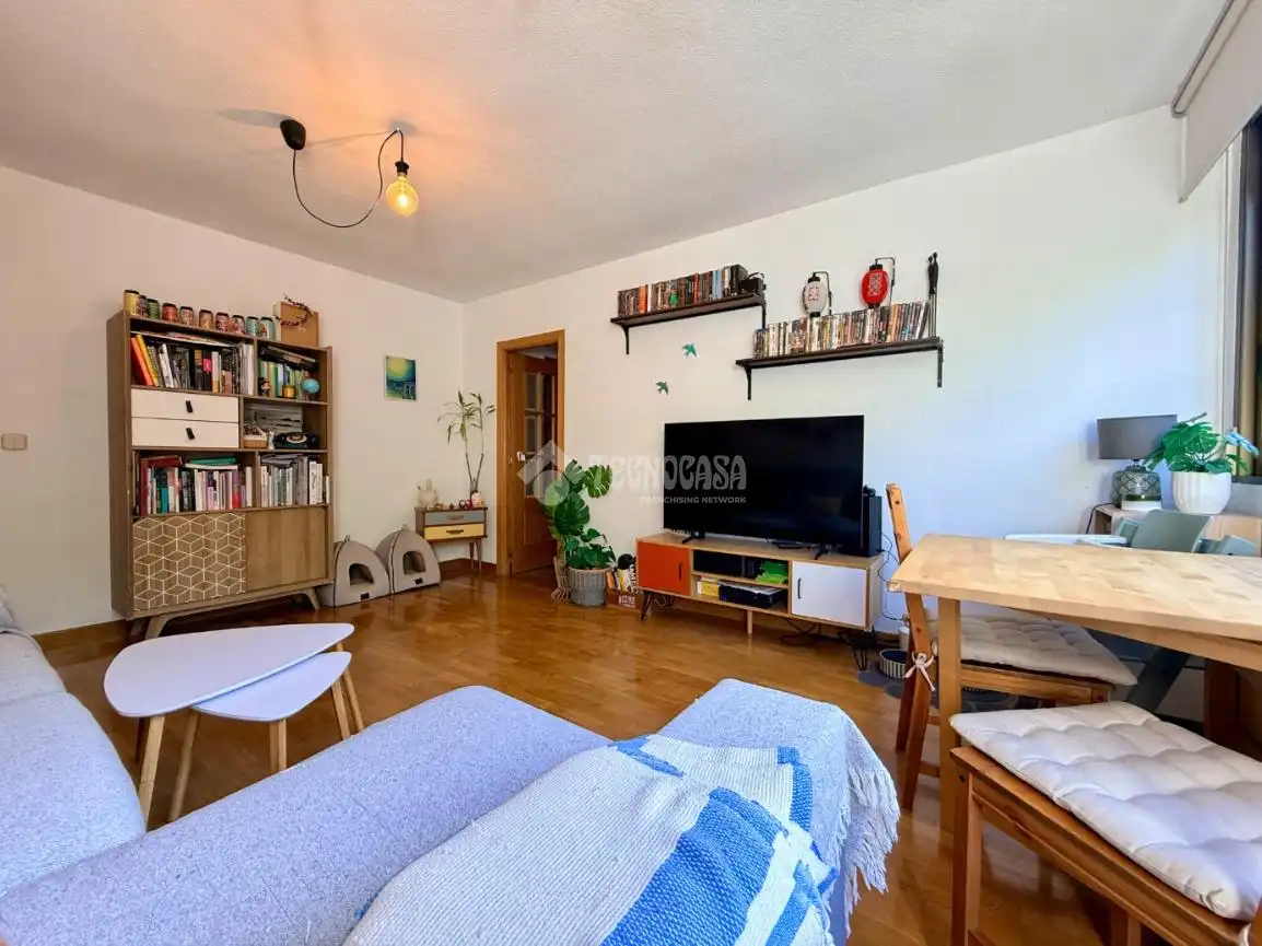 Wohnzimmer von Wohnung zum Verkauf in Madrid mit Klimaanlage, Heizung und Parkett