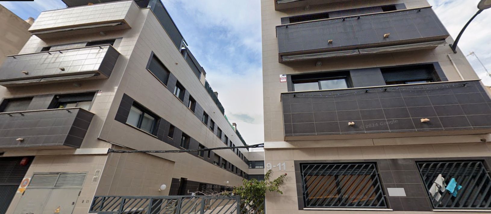 Vista exterior de Piso en venta en San Vicente del Raspeig / Sant Vicent del Raspeig con Trastero, Amueblado y Lavadora