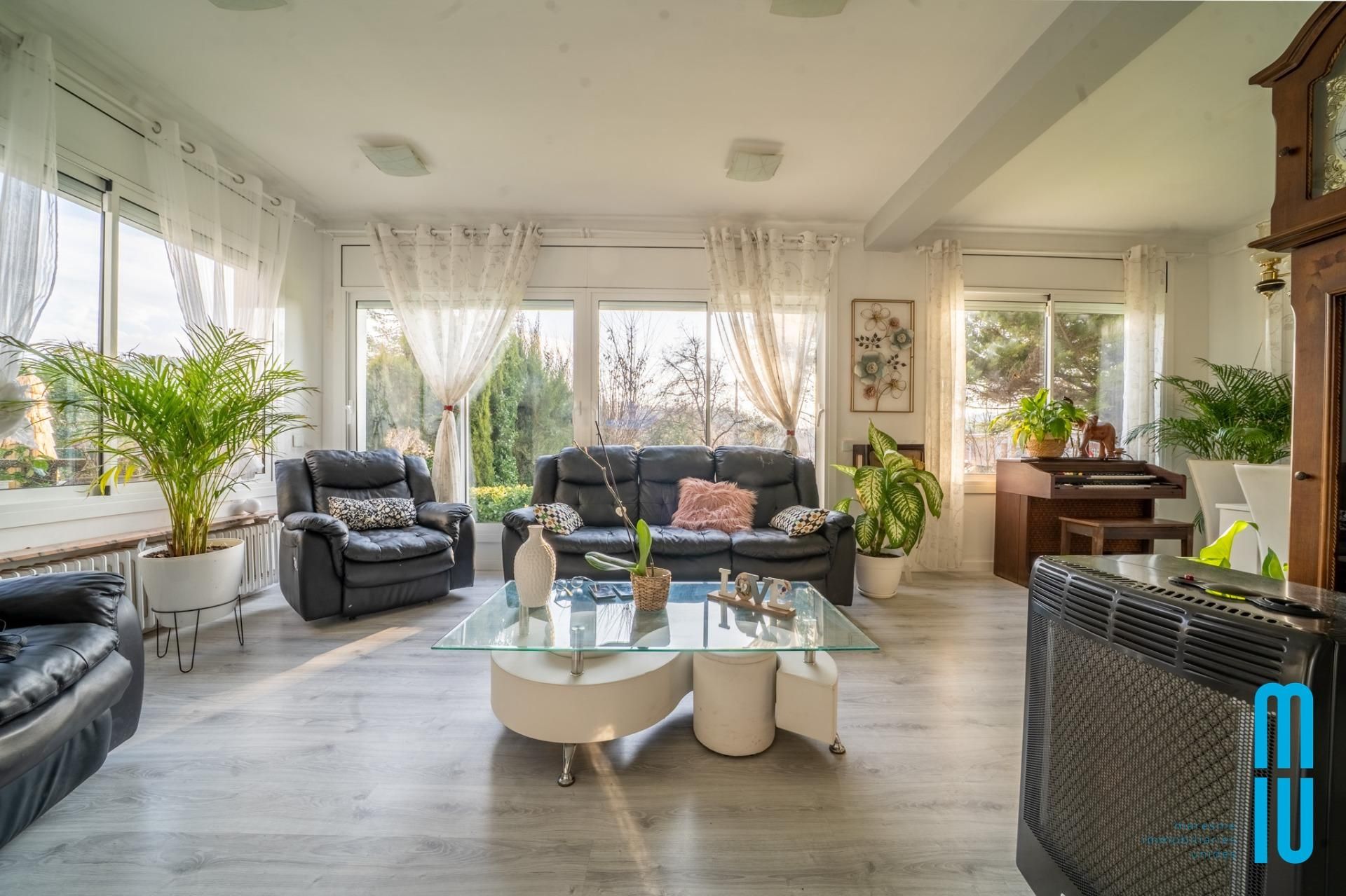 Living room of House or chalet for sale in Sant Salvador de Guardiola  with Air Conditioner, Heating and Private garden