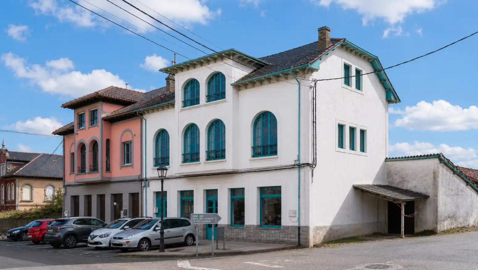 Exterior view of Detached homes for sale in Salas  with Parquet flooring, Terrace and Storage room