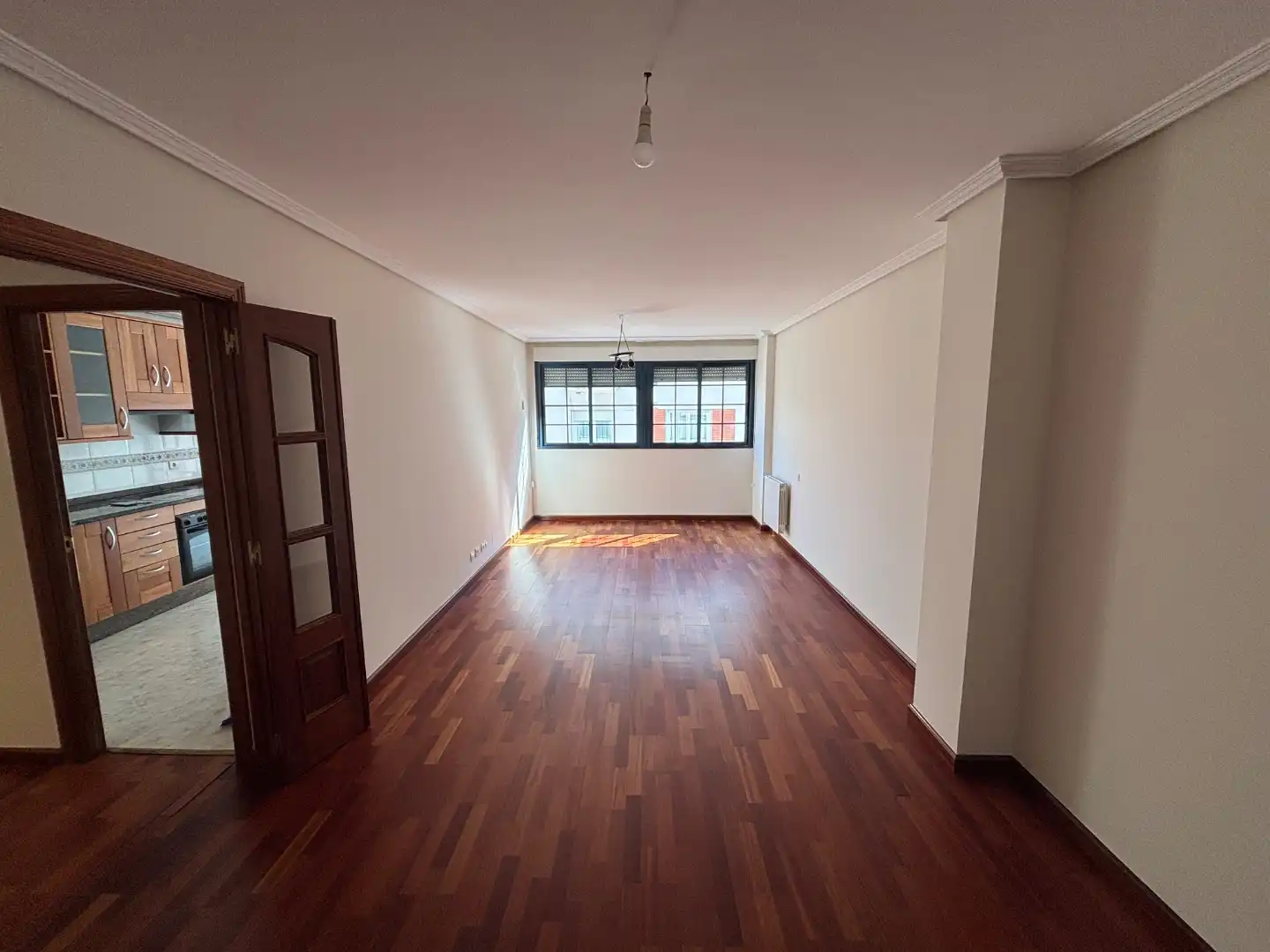 Sala d'estar de Pis de lloguer en Ponferrada amb Calefacció, Parquet i Traster