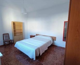 Bedroom of Flat to rent in  Granada Capital  with Balcony