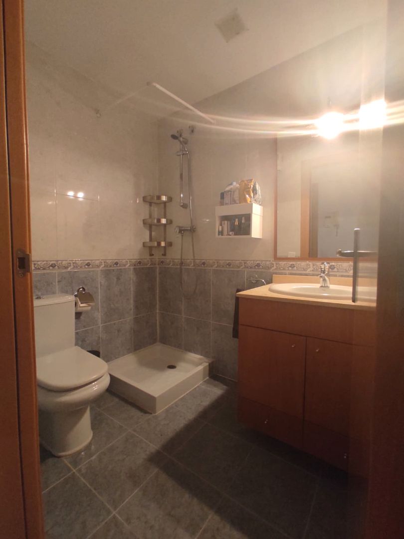 Bathroom of Duplex for sale in Terrassa