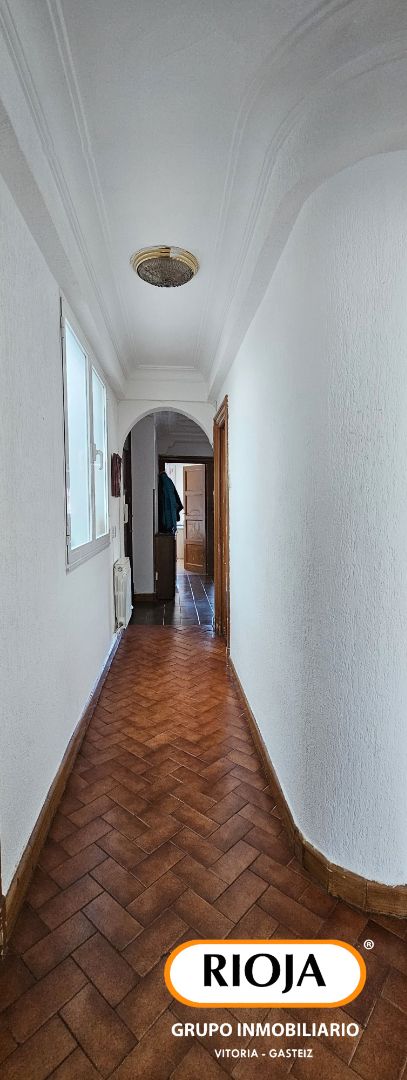 Flat for sale in Vitoria - Gasteiz  with Heating, Storage room and Furnished