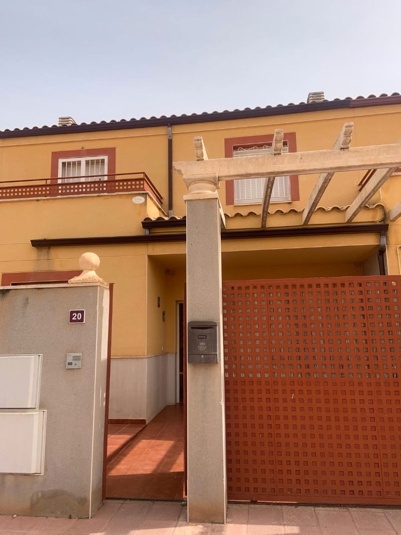 Piso en venta en Calle Tarazona, 20, La Gineta